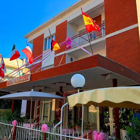 Hotel Alessi** Rimini Exterior foto
